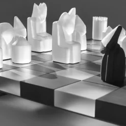 Orrefors x Jay3lle Chess Clearance